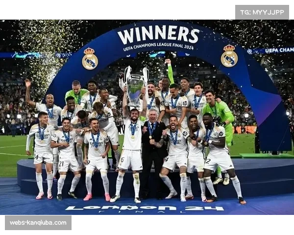 赛前报道：欧冠四分之一决赛在即，亚特兰大全队飞赴曼彻斯特